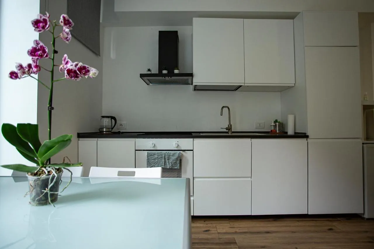 Apartment Loft San Siro Rafqa Fiera City Life Lotto Milan